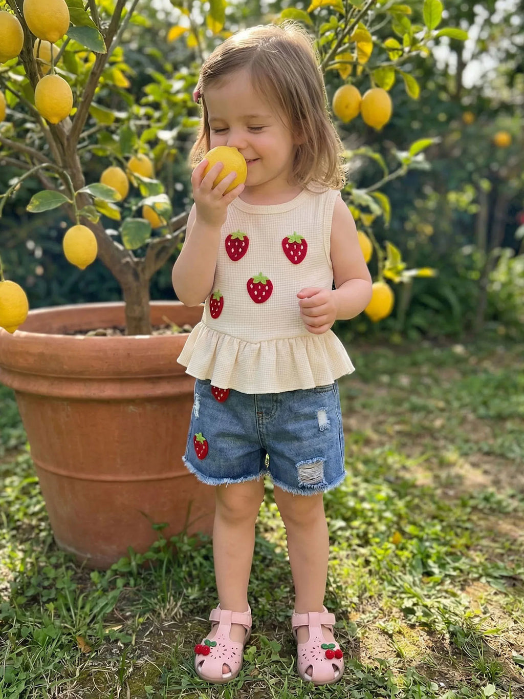 Baby Girls Outfits Floral Strawberry Patch Tank Tops and Ripped Denim