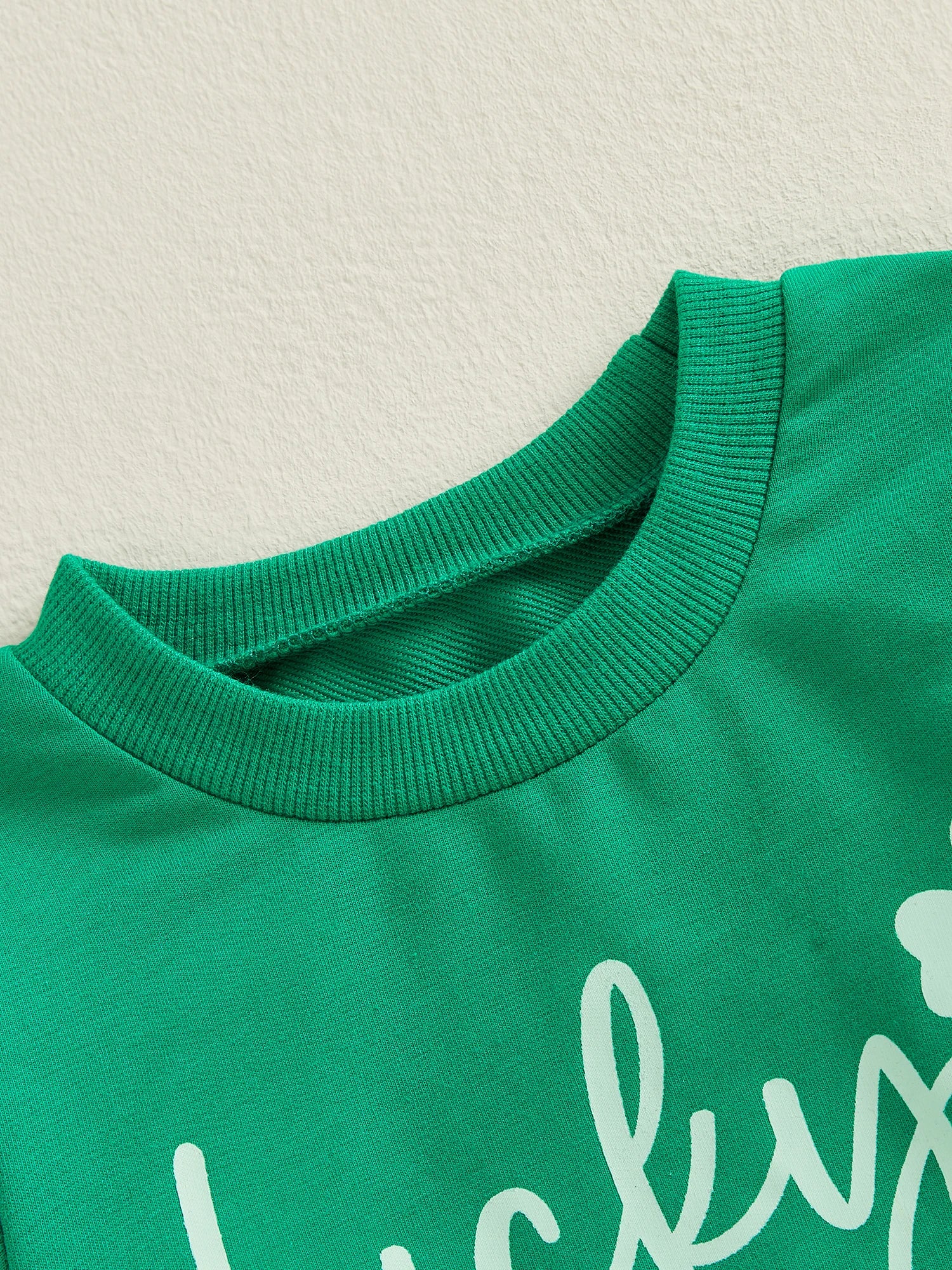Lioraitiin Toddler Baby Girls Outfits Shamrock Letter Print Crew Neck