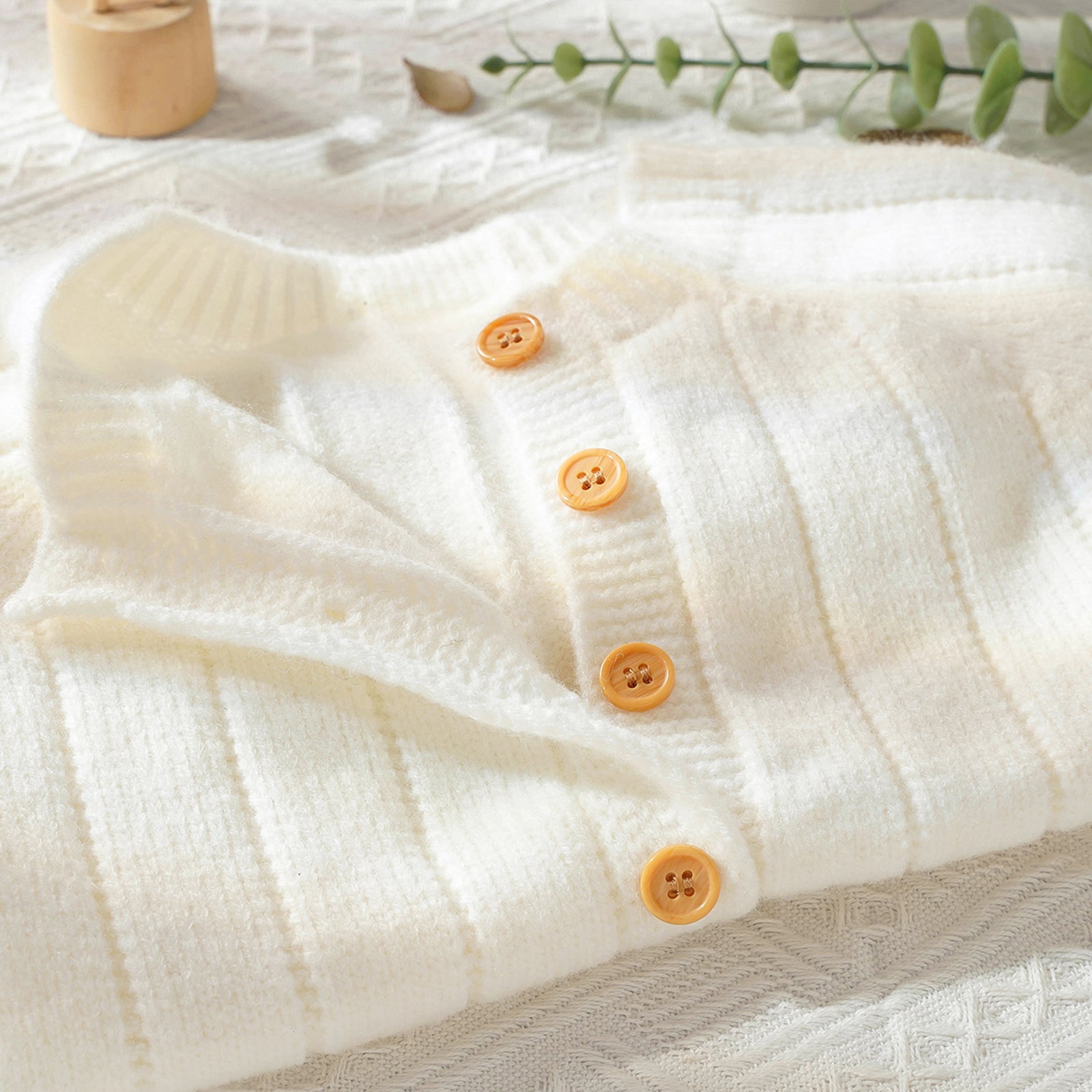 Lioraitiin Infant Jumpsuit and Cap, Solid Color Long Sleeve