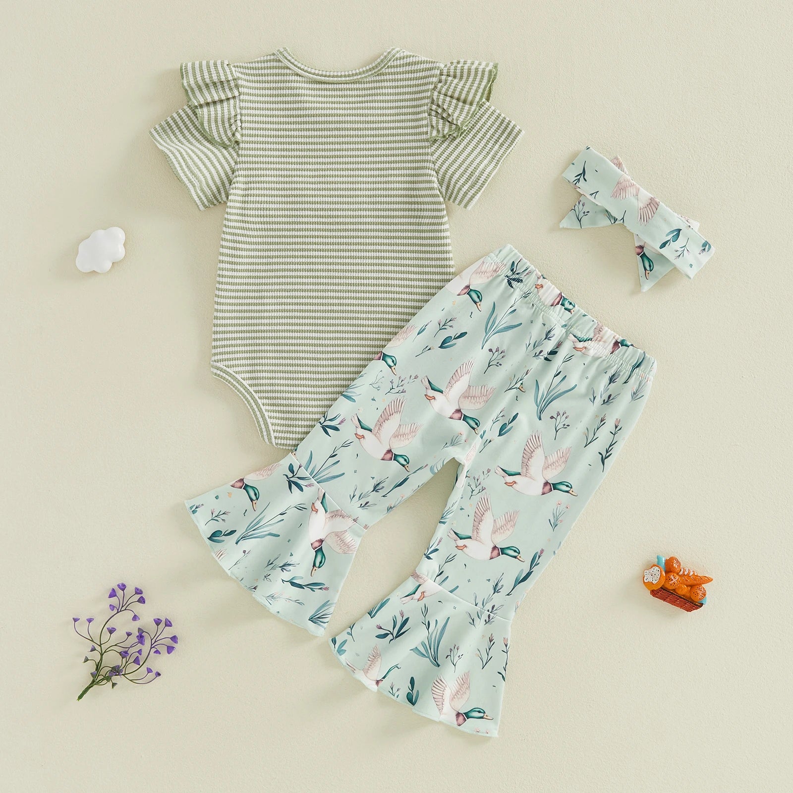 Lioraitiin Baby Girl Outfit Animal Embroidered Striped Crew Neck